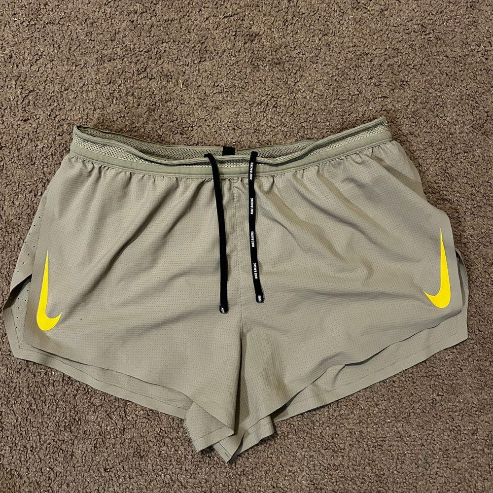 Nike Men’s Tan Medium Aeroswift Running Shorts